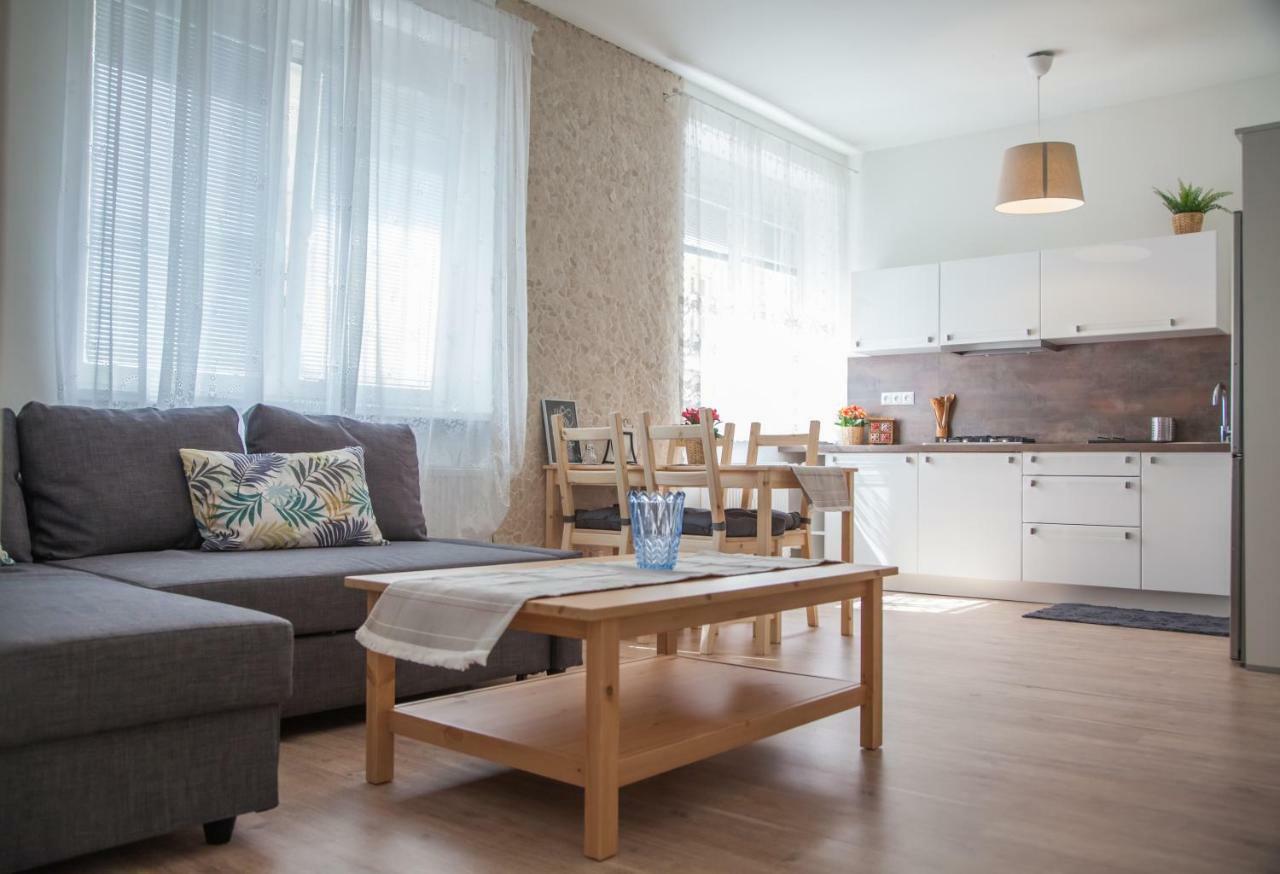 Downtown Pedestrian Zone Apartment 브라티슬라바 외부 사진
