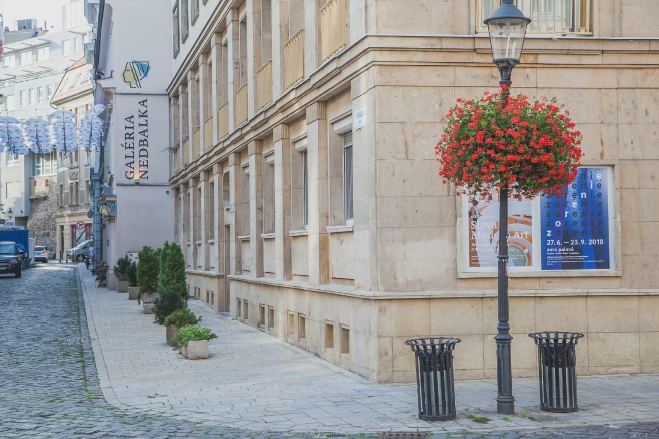 Downtown Pedestrian Zone Apartment 브라티슬라바 외부 사진